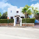 Elegant Holiday Home In Cala D Or With Swimming Pool