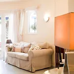 Elegant Holiday Home In Cala D Or With Swimming Pool